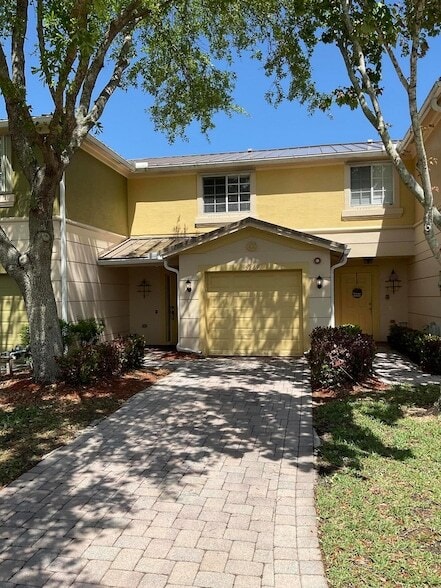 Building Photo - 5269 SE Jennings Ln