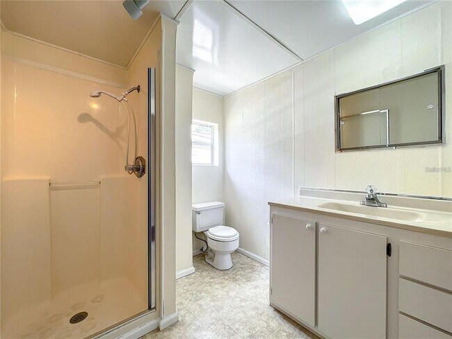 Building Photo - 831 Wolf Trail