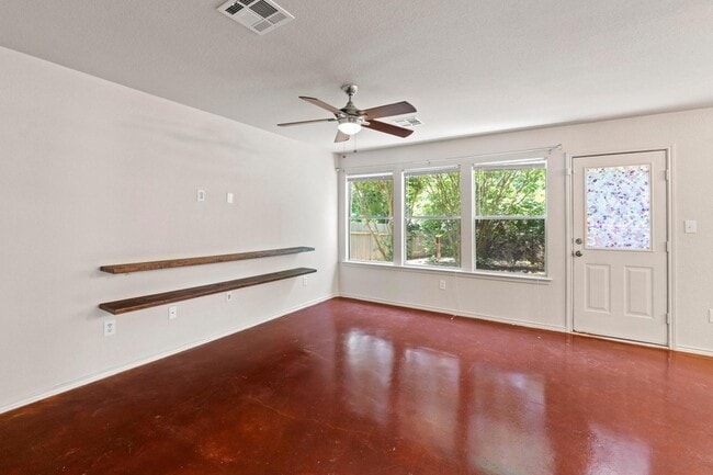 Building Photo - 4608 Acers Ln