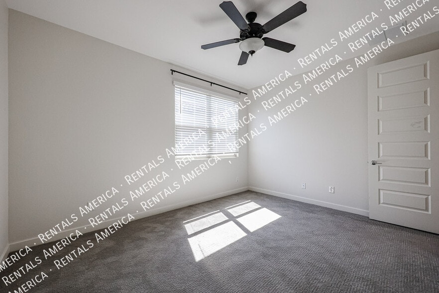 Building Photo - 743 N Abalone Ct.