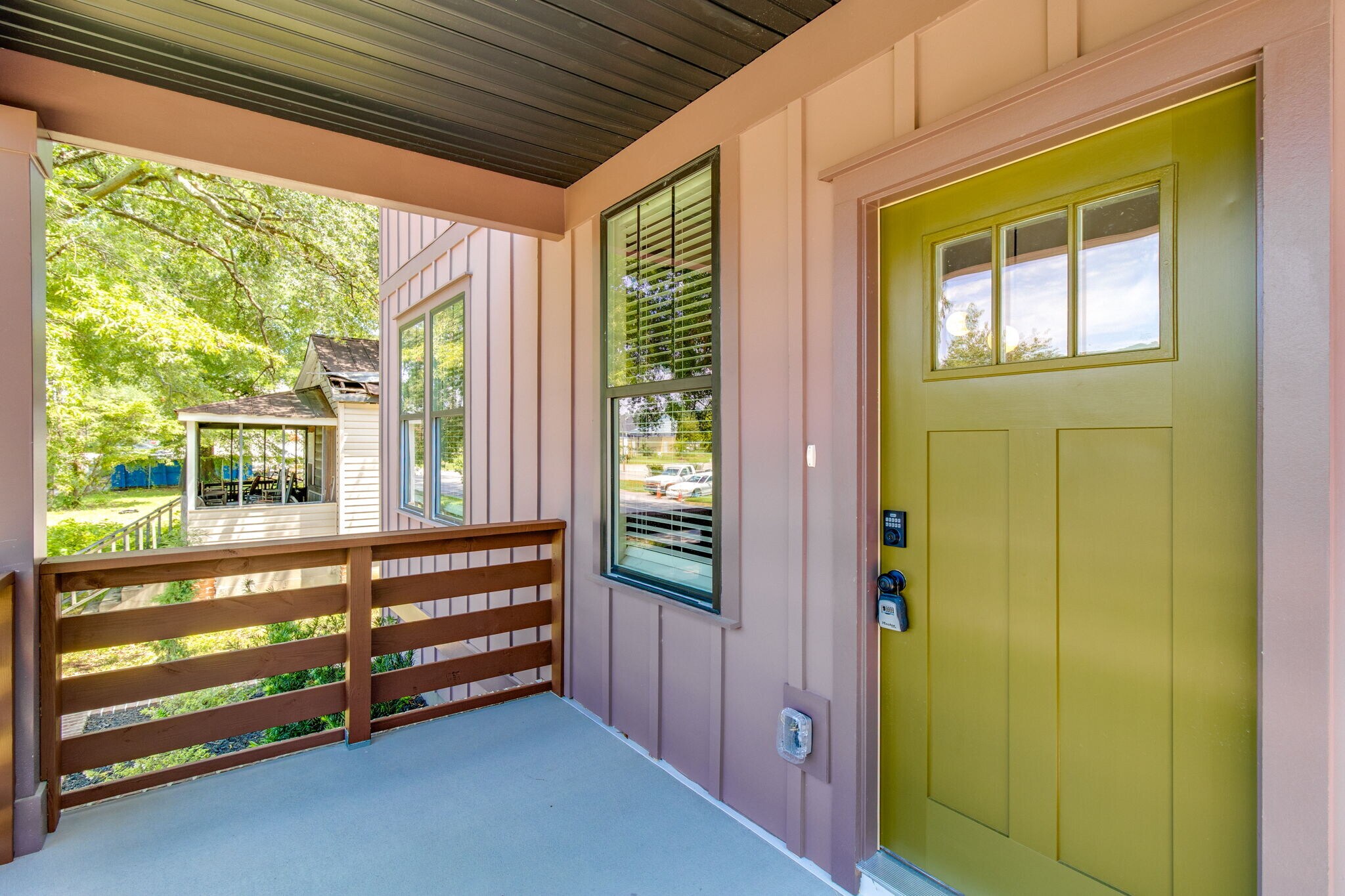 Building Photo - 2516 Richland St