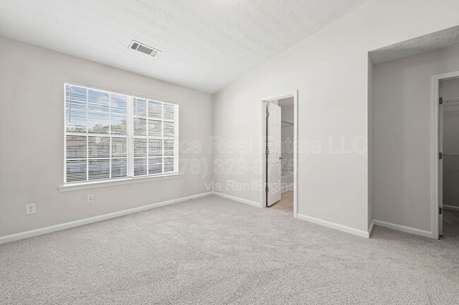 Building Photo - 2733 Vining Ridge Terrace