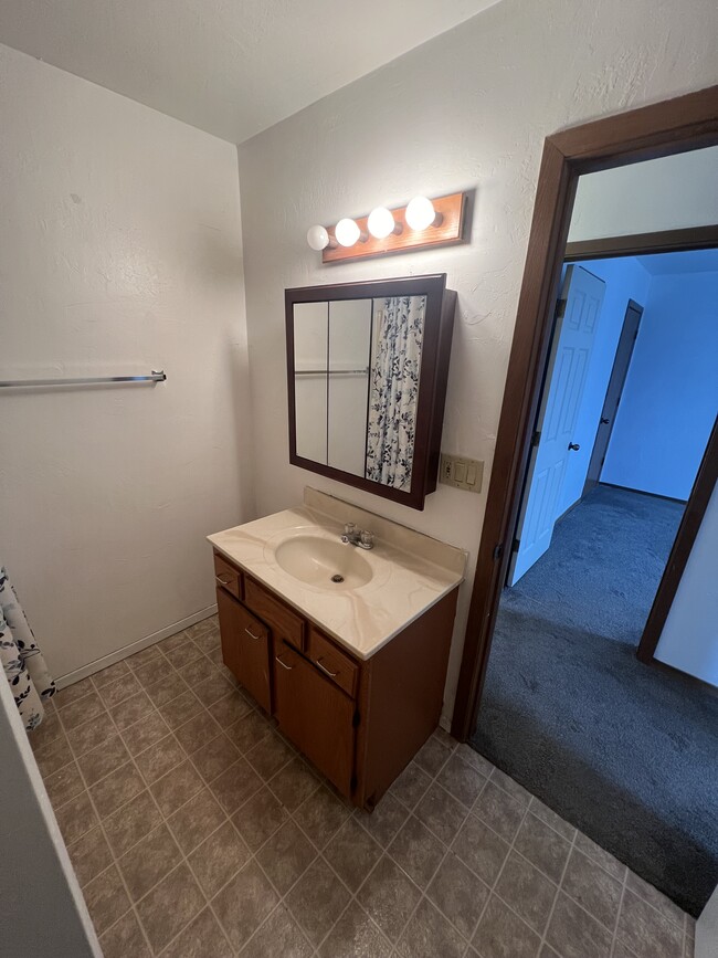 Building Photo - 1708 Patriot Way