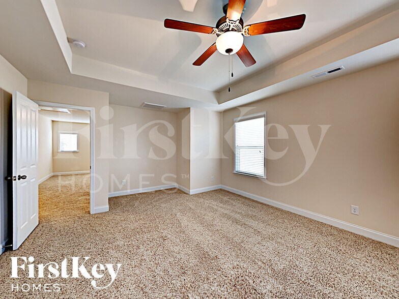 Building Photo - 12654 Windyedge Rd