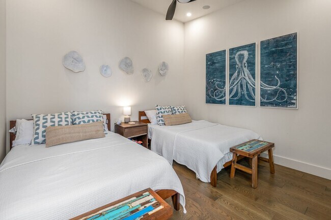 Building Photo - Modern 3 Bedroom, 3 Bathroom Furnished Condo at Makalii in Wailea