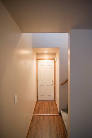 Building Photo - 322 Maple Ave