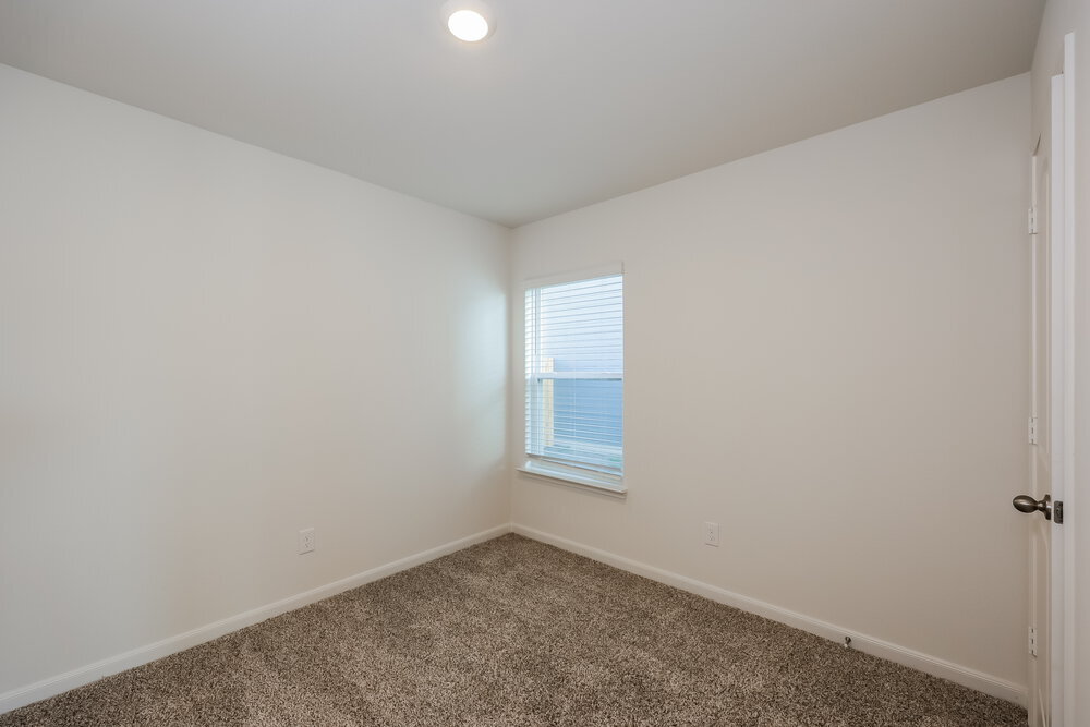 Building Photo - 1313 Redpine Dr