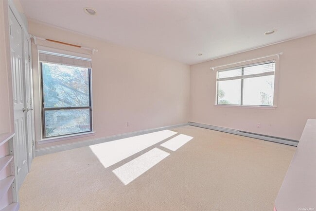 Building Photo - 8 Mondavi Ln