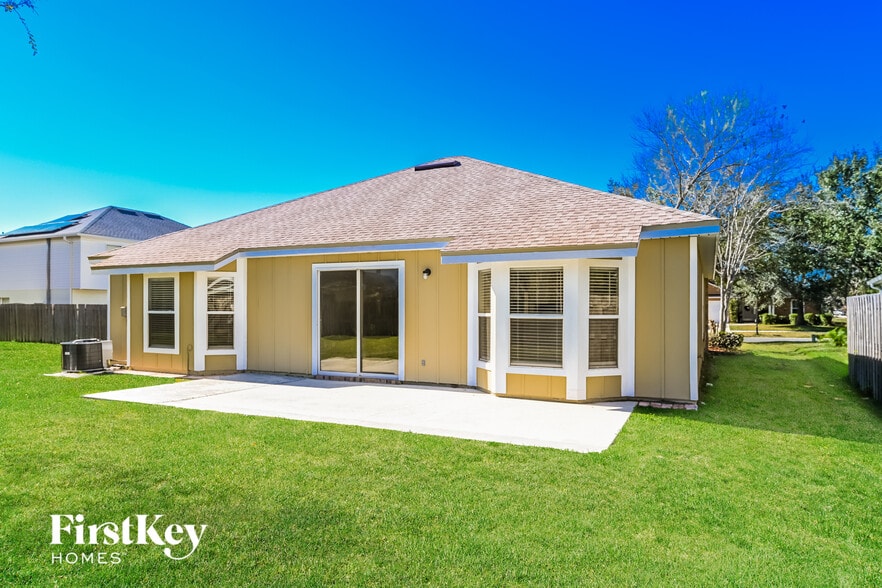 Building Photo - 6983 Lafayette Park Dr