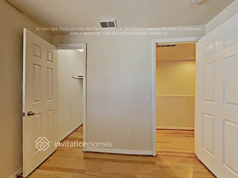 Building Photo - 1036 Crystal Springs Pl