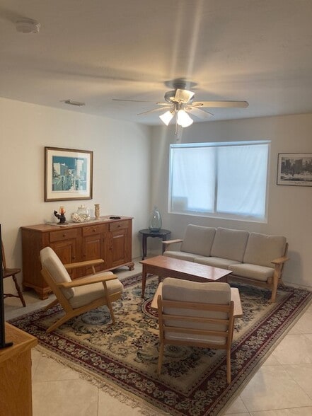 Living room - 1515 NW 4th St