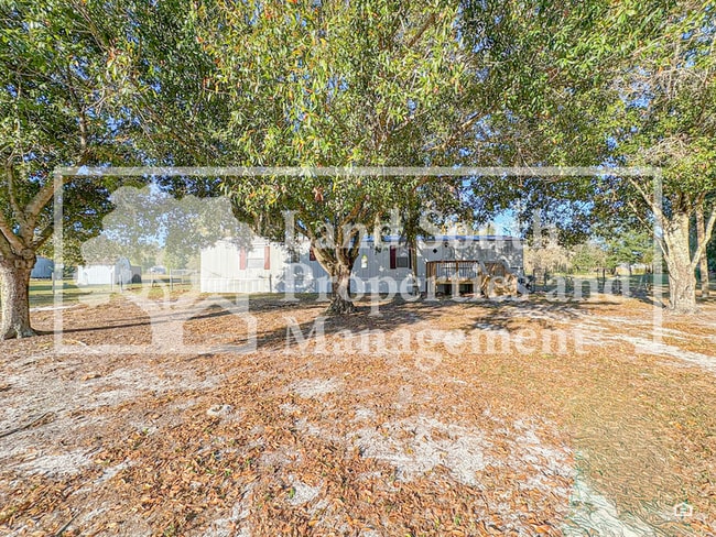 Primary Photo - 1977 Meadow Oak Cir