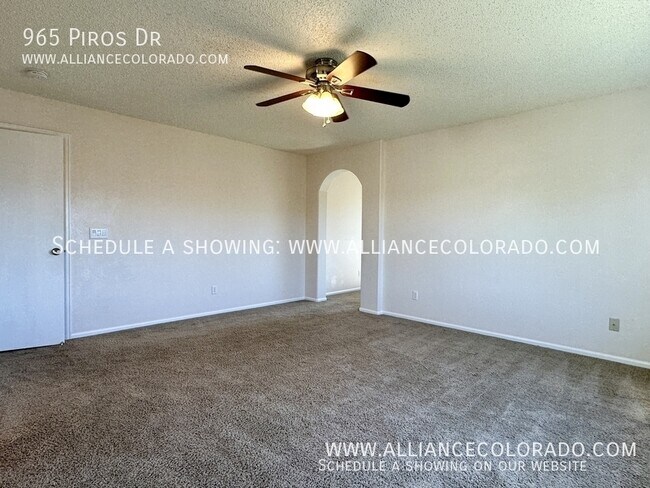 Building Photo - 965 Piros Dr