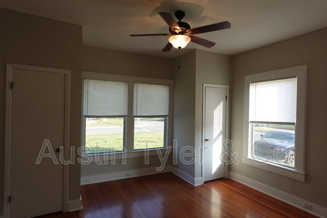 Building Photo - 4326 Wilton St