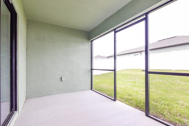 Building Photo - 12839 Impatiens St