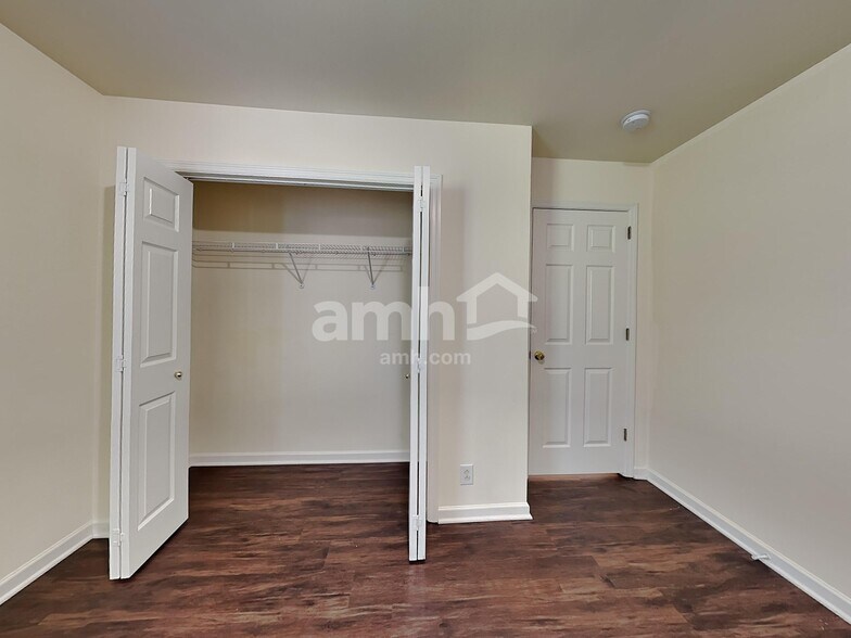 Building Photo - 605 Daniel Ct