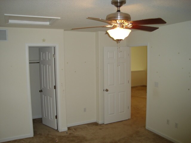 Building Photo - 1431 Baker St