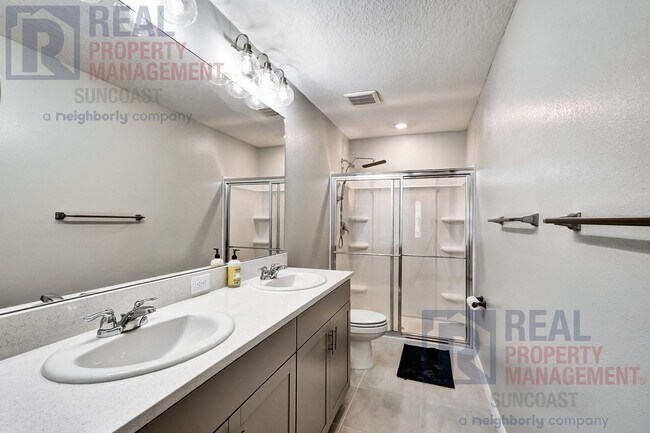 Building Photo - 8937 Daybreak St