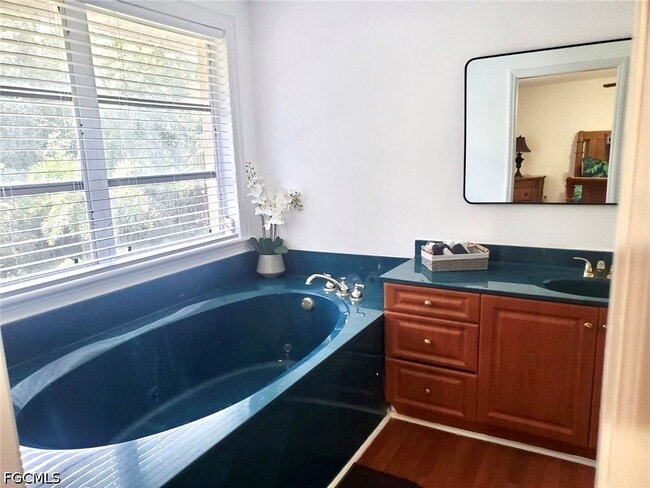 Building Photo - 740 19th St SW