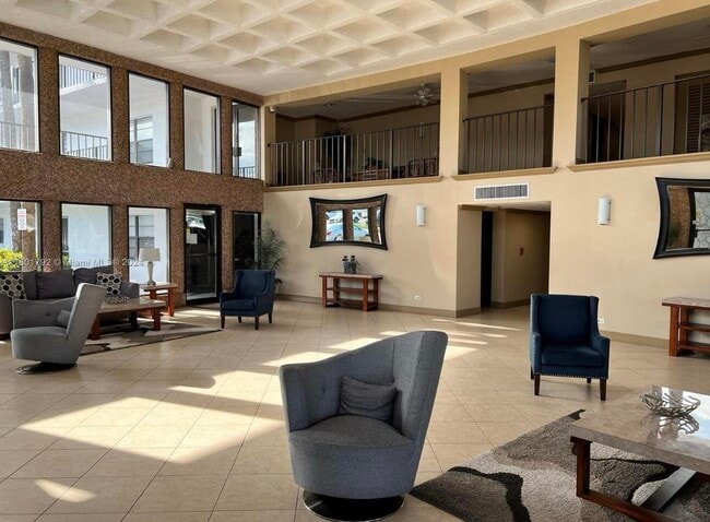 Building Photo - 9235 SW 8th St