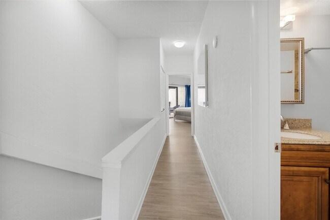 Building Photo - 5650 A1A S