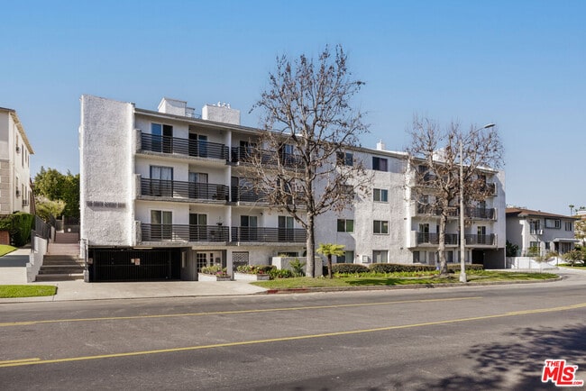 Building Photo - 1515 S Beverly Dr