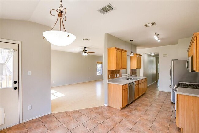 Building Photo - 4003 Mayfield Cave Trail