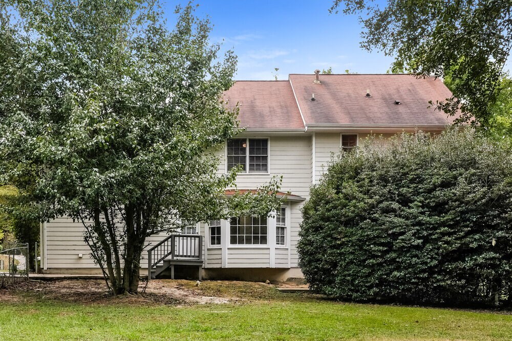 Building Photo - 3550 Spring Creek Cir