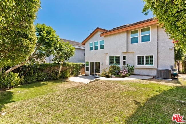 Building Photo - 7557 W 82nd St