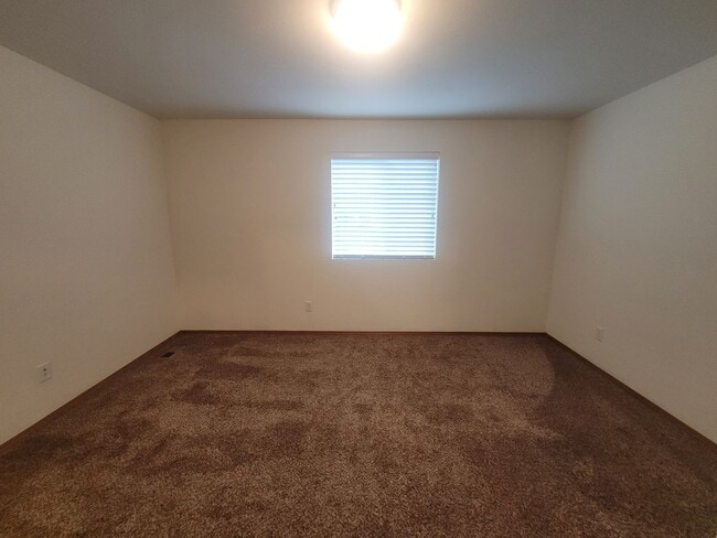 Building Photo - Three Bedroom House In Cordata - Kodiak