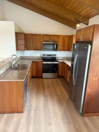 Building Photo - Available Now!  3bd/2ba Home For Rent in Kailua Kona