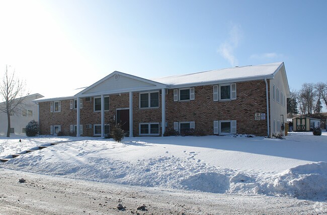 Building Photo - 2931 Verndale Ave