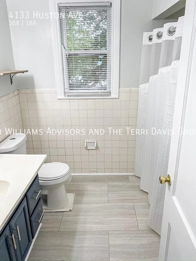 Building Photo - 4133 Huston Ave