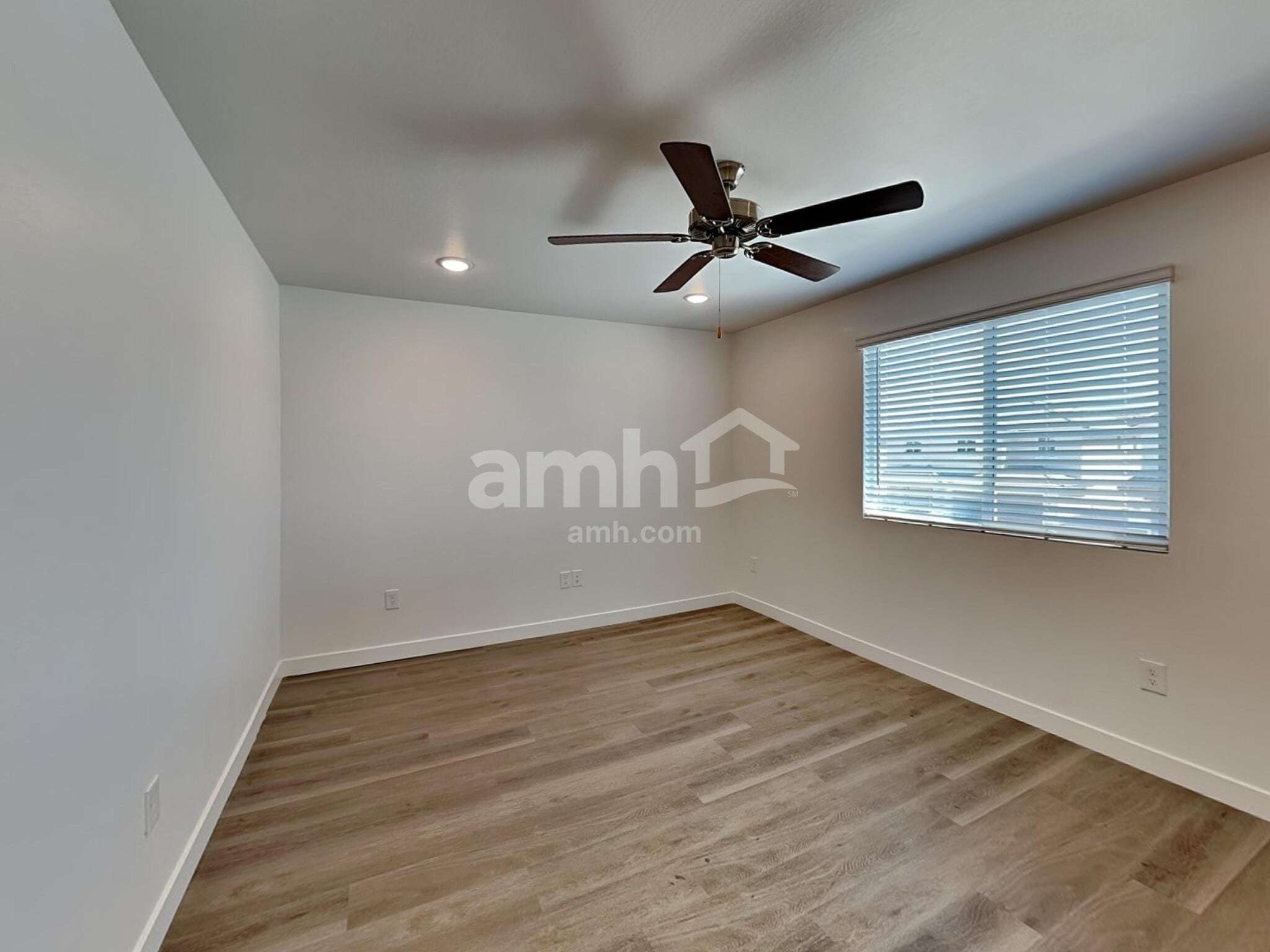 Building Photo - 9731 W Parkway Dr