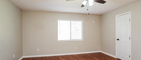 Building Photo - 2854 Canary Ln