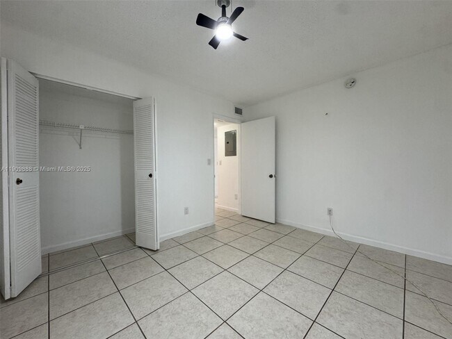 Building Photo - 6485 W 27th Ave