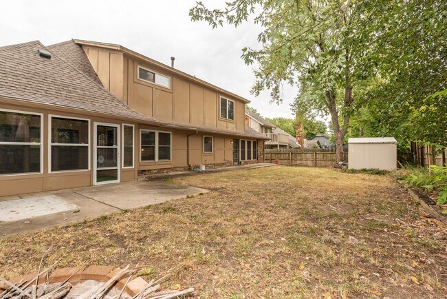 Building Photo - 7236 E 65th St