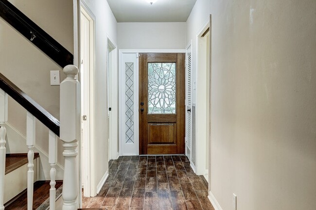 Building Photo - 15010 Kimberley Ct