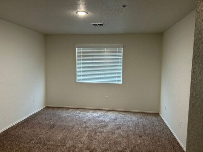 Building Photo - DESERT SKY TOWNHOME WITH POOL!
