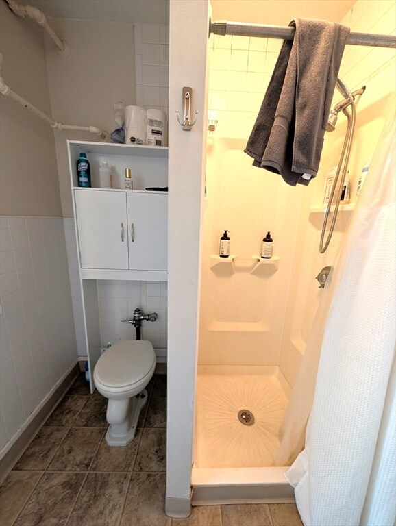 Building Photo - 10 Otis Pl