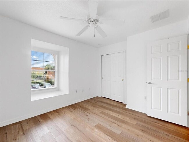 Building Photo - 7627 Long Island Dr