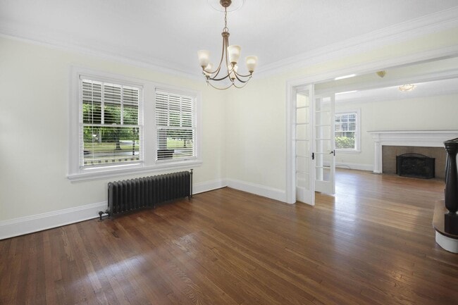 Building Photo - 1265 West Blvd