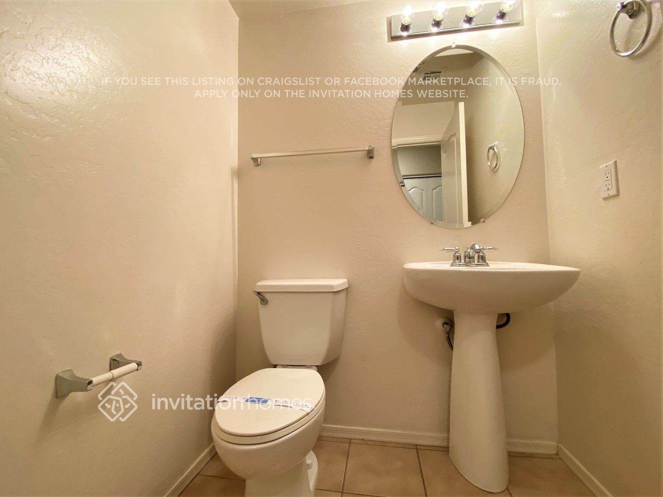 Building Photo - 3059 E Harrison St