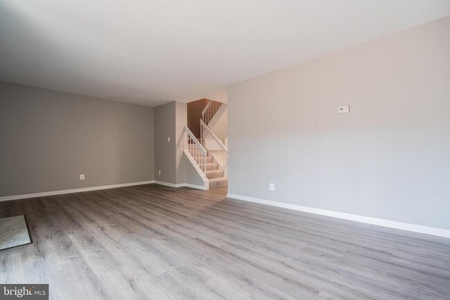 Building Photo - 6028 Forrest Hollow Ln