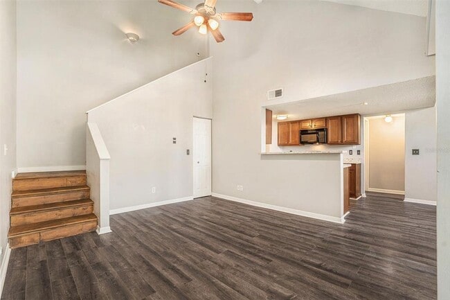 Building Photo - 12145 Armenia Gables Cir