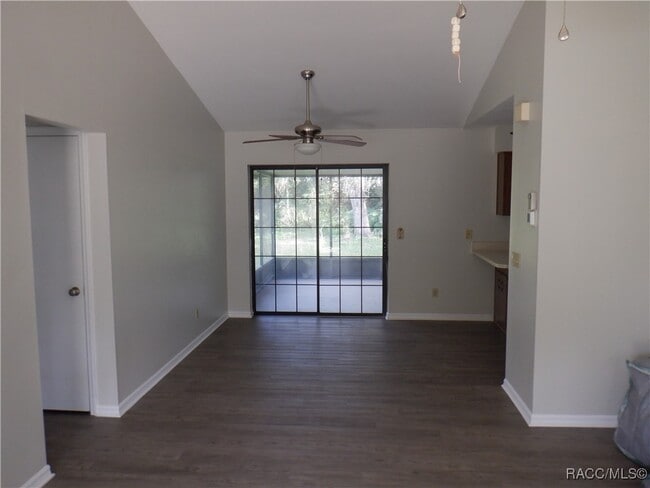 Building Photo - 4441 S World Way