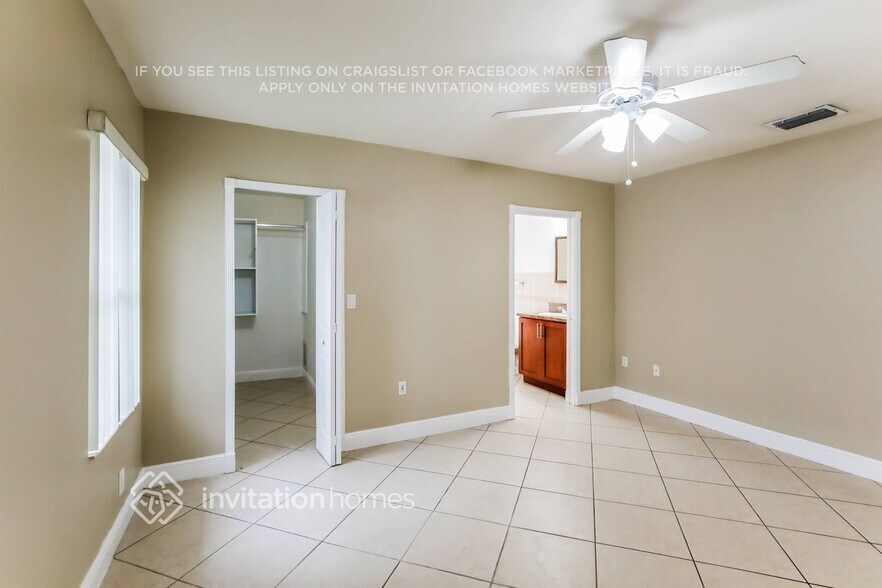 Building Photo - 1192 NW 134th Pl