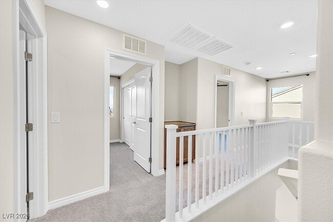 Building Photo - 366 Rosefinch St