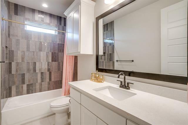 Building Photo - 408 Mah Cheta St