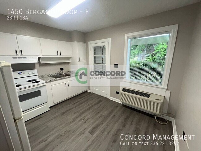 Building Photo - 1450 Bergamot Loop